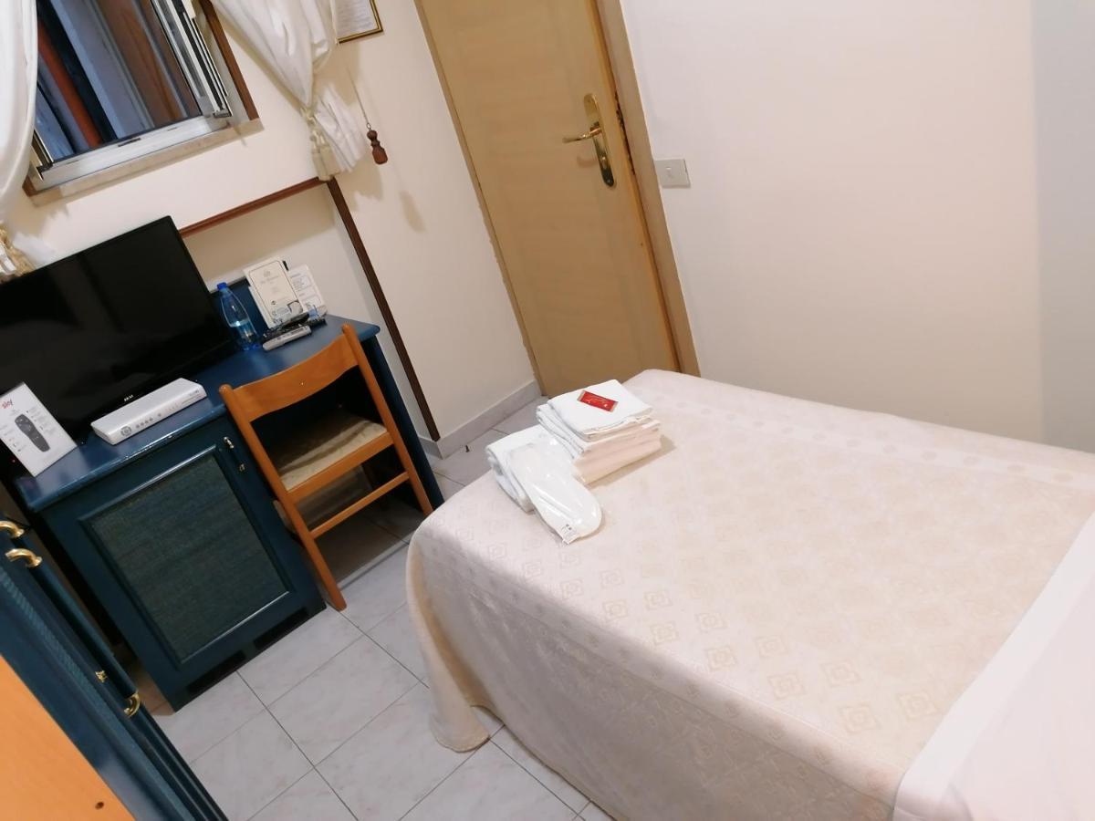 Hotel Mediterraneo Cefalu Luaran gambar