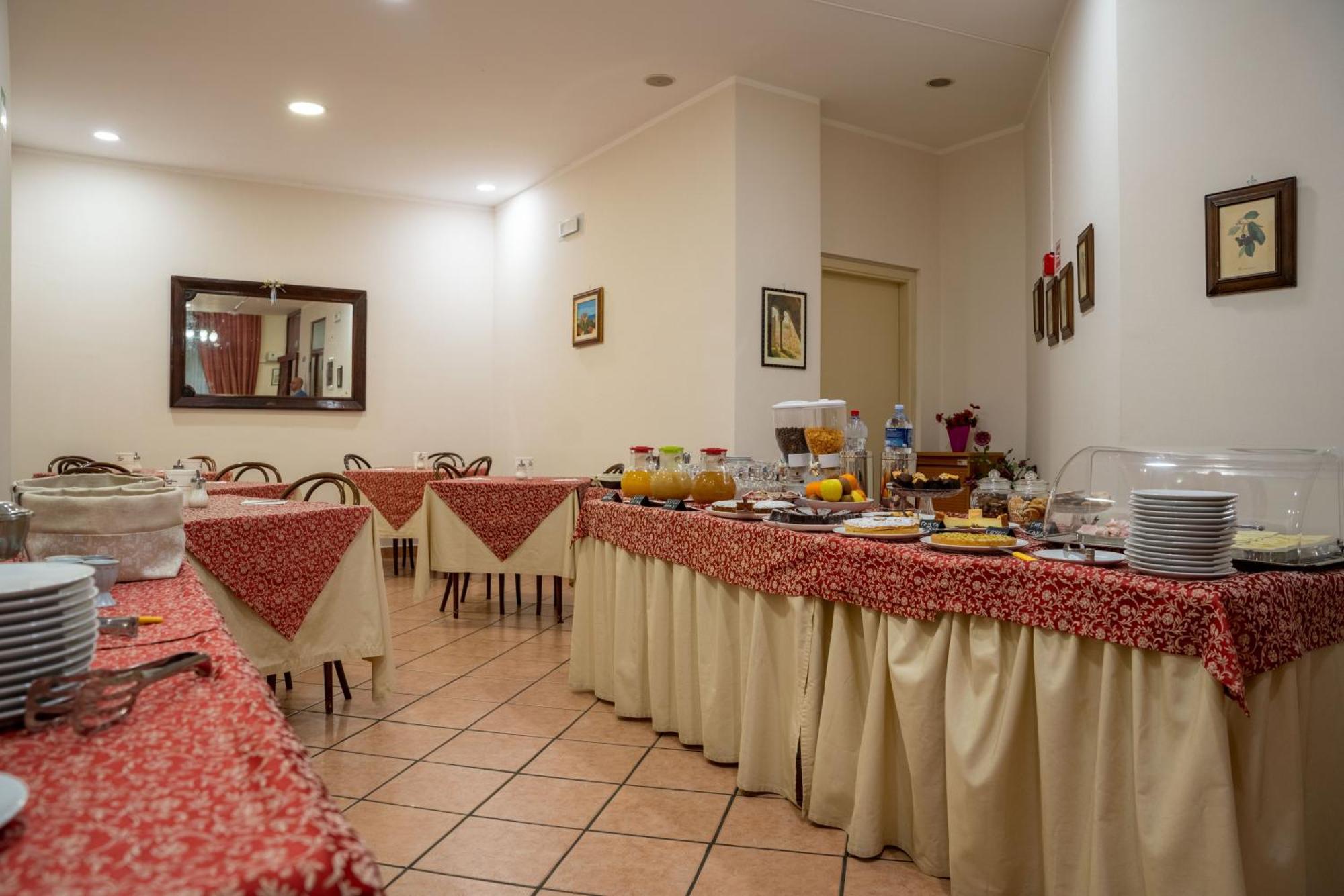 Hotel Mediterraneo Cefalu Luaran gambar
