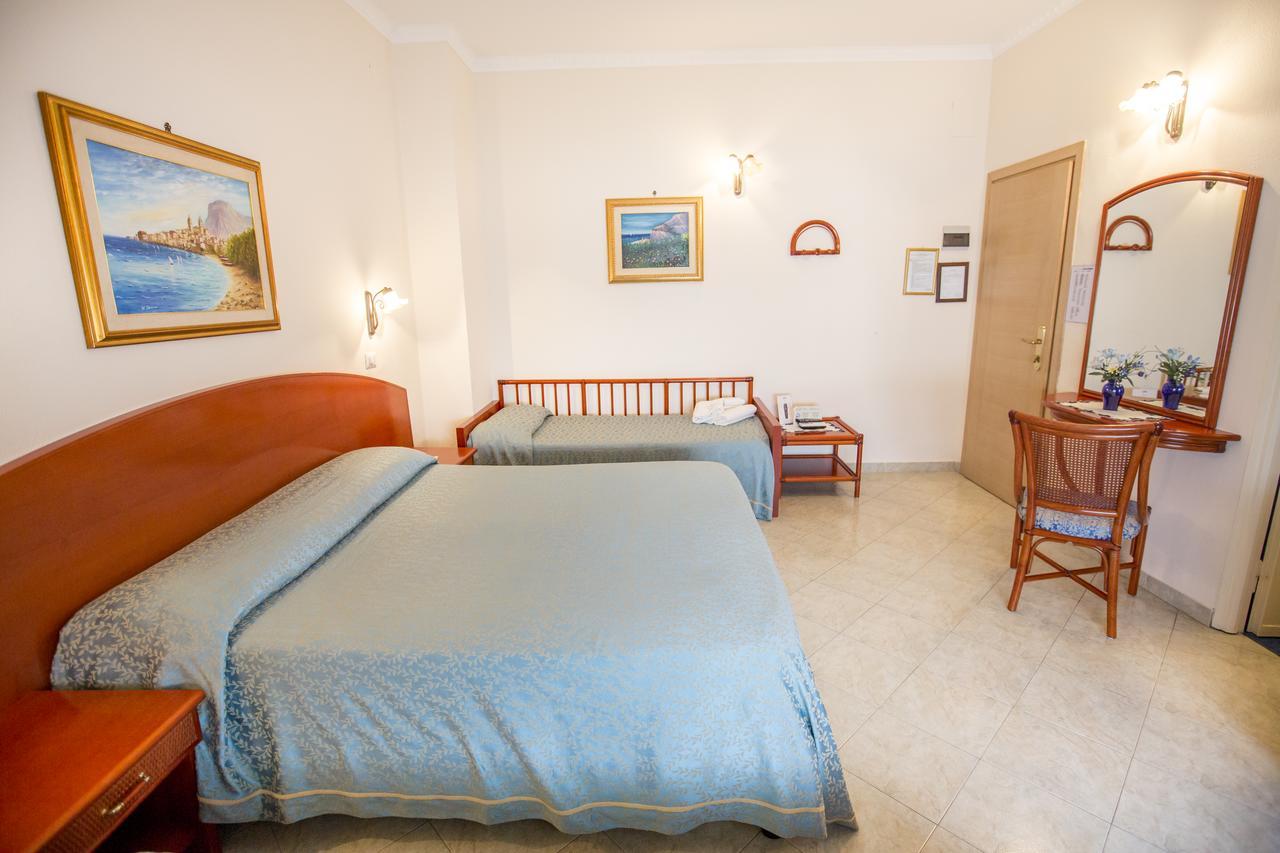 Hotel Mediterraneo Cefalu Luaran gambar