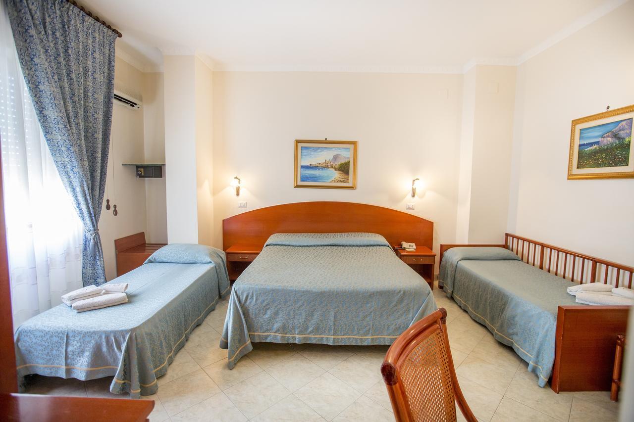 Hotel Mediterraneo Cefalu Luaran gambar